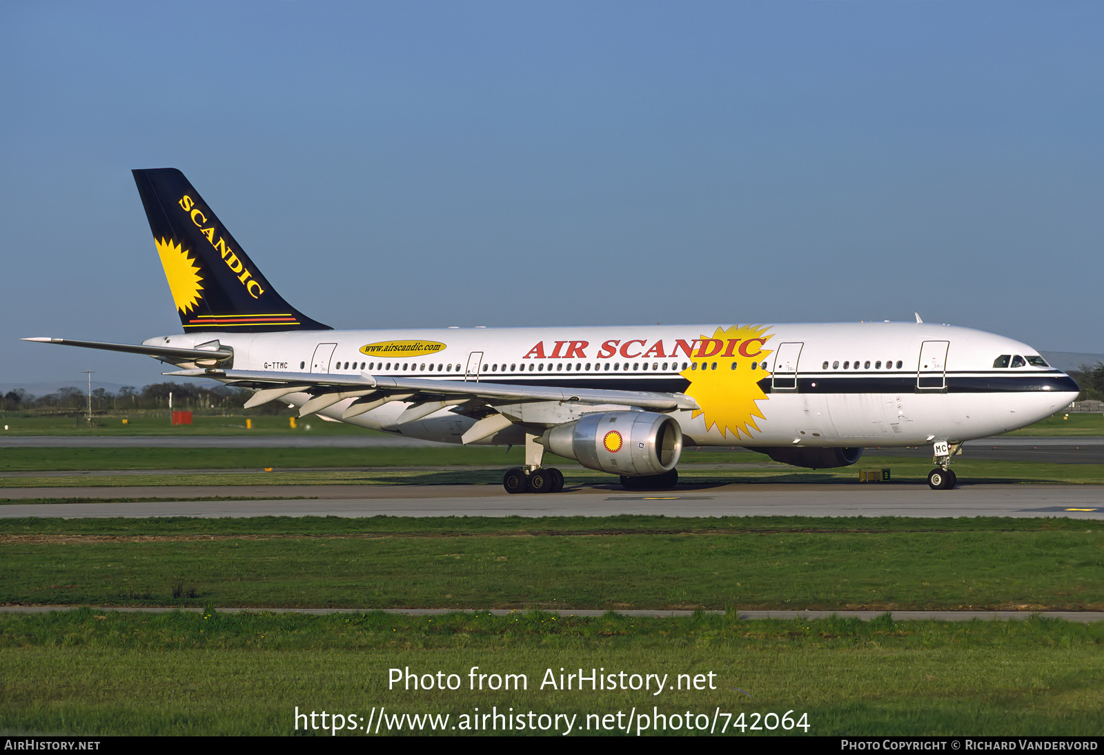 Aircraft Photo of G-TTMC | Airbus A300B4-203FF | Air Scandic | AirHistory.net #742064