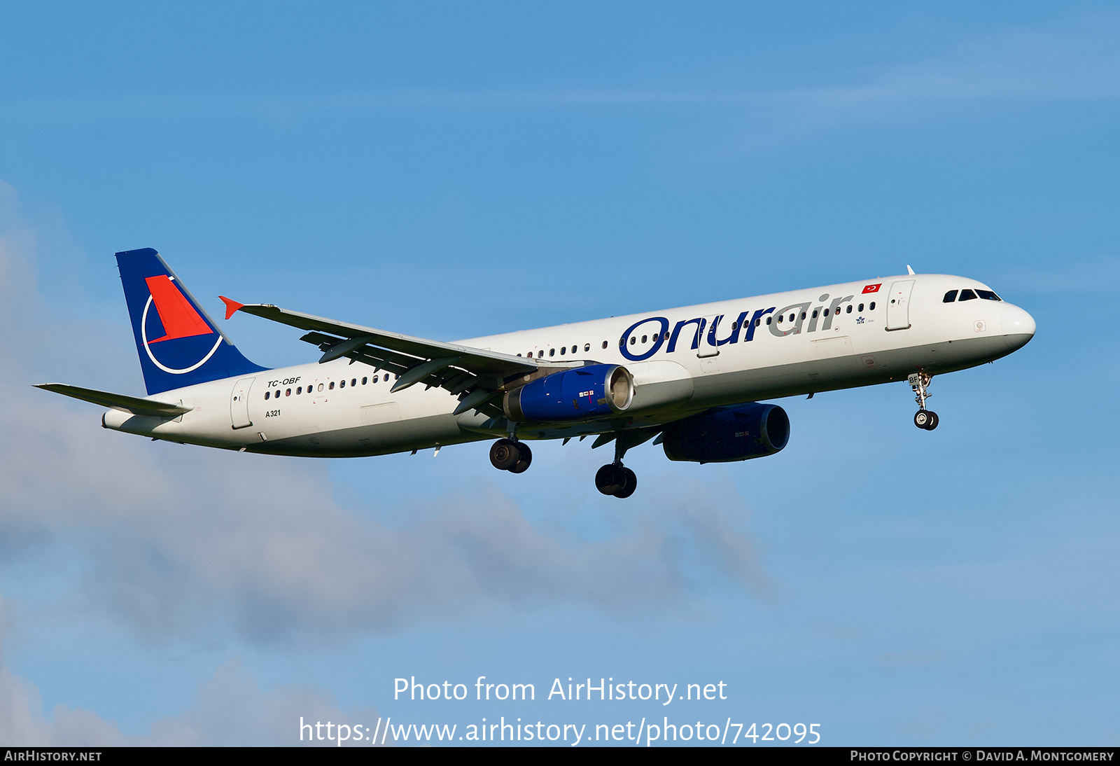 Aircraft Photo of TC-OBF | Airbus A321-231 | Onur Air | AirHistory.net #742095