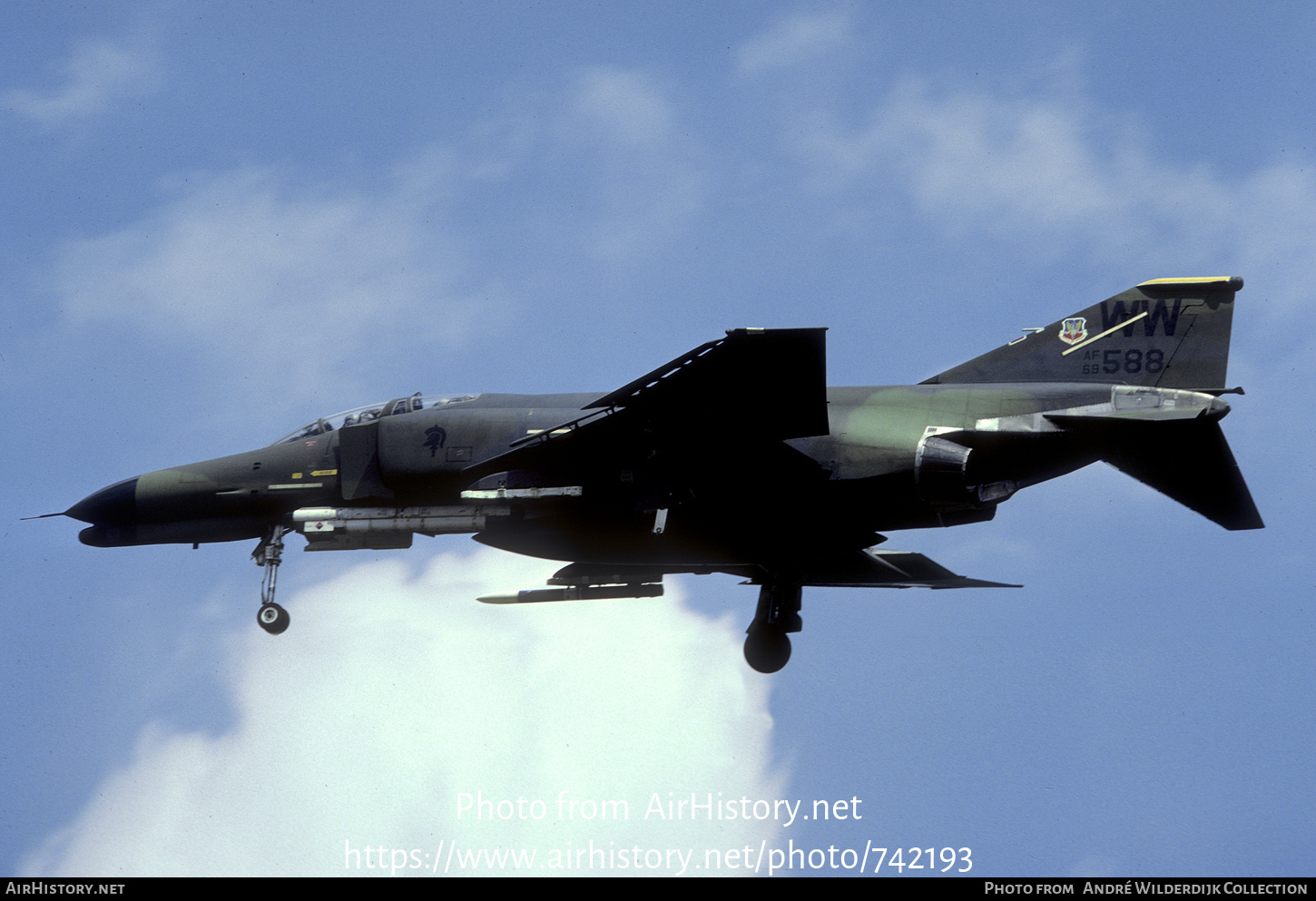 Aircraft Photo of 69-7588 / AF69-588 | McDonnell Douglas F-4G Phantom II | USA - Air Force | AirHistory.net #742193