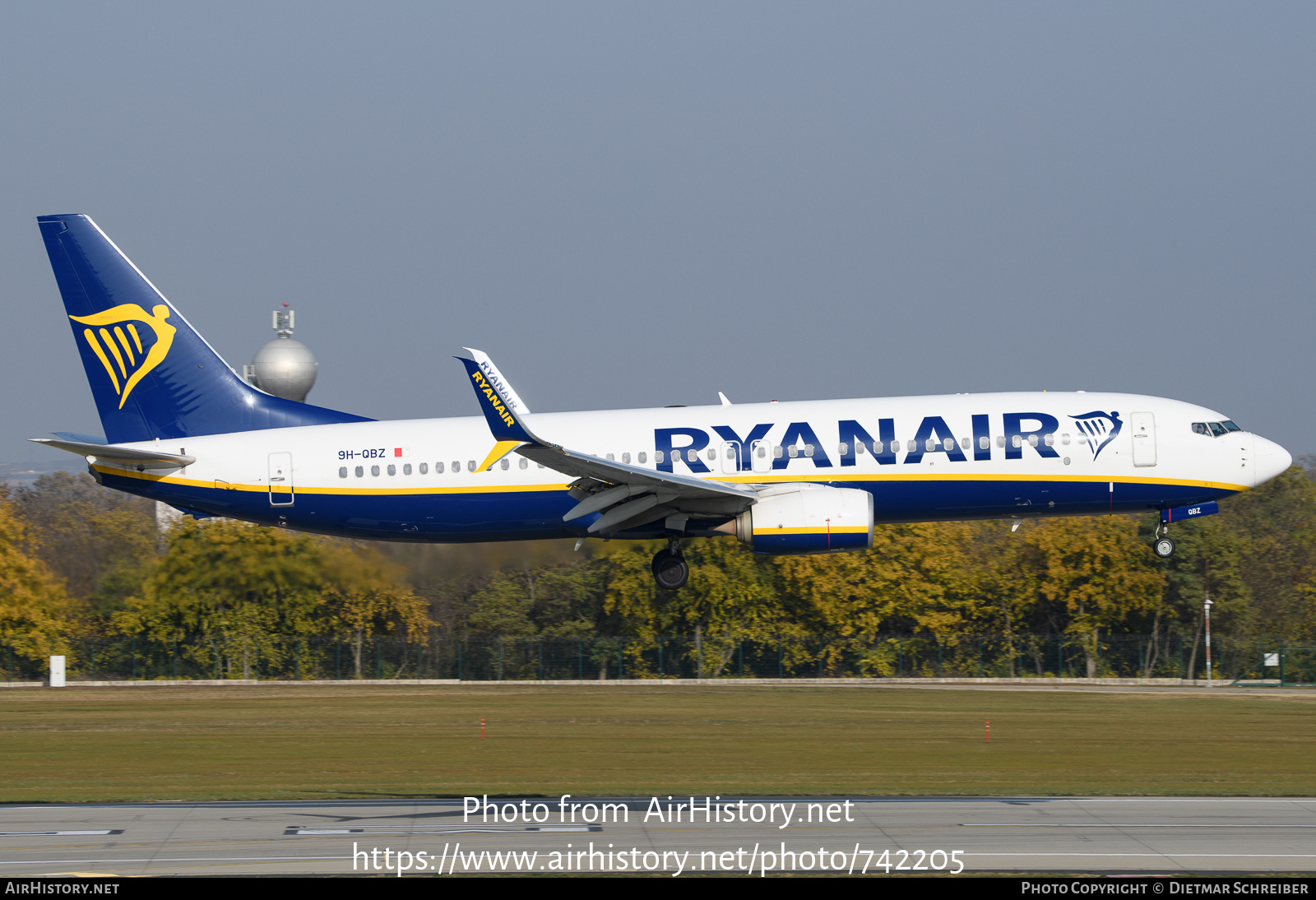 Aircraft Photo of 9H-QBZ | Boeing 737-8AS | Ryanair | AirHistory.net #742205