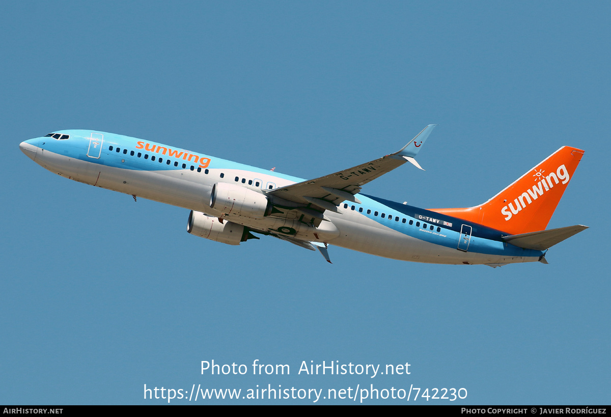 Aircraft Photo of G-TAWV | Boeing 737-8K5 | Sunwing Airlines | AirHistory.net #742230