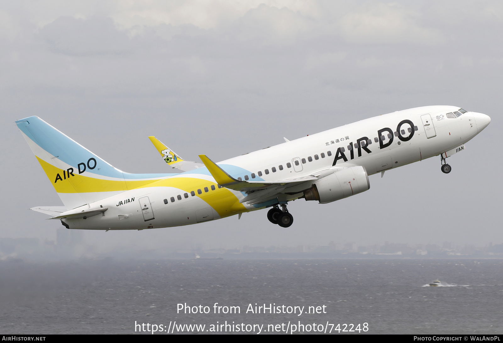 Aircraft Photo of JA11AN | Boeing 737-781 | Air Do | AirHistory.net #742248