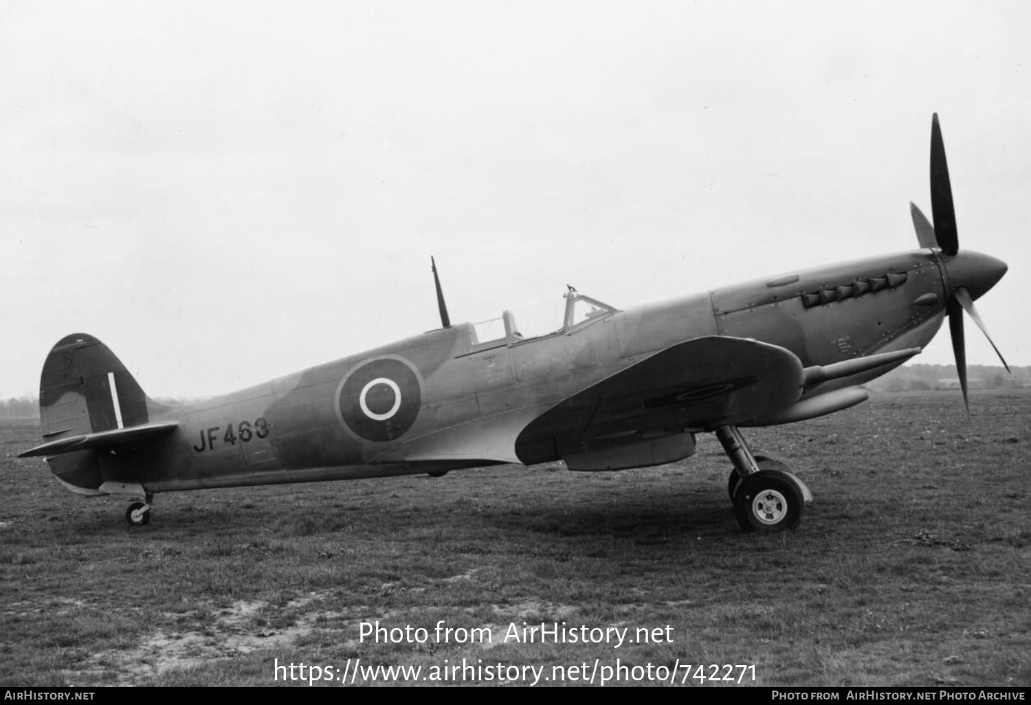 Aircraft Photo of JF463 | Supermarine 359 Spitfire F8 | UK - Air Force | AirHistory.net #742271