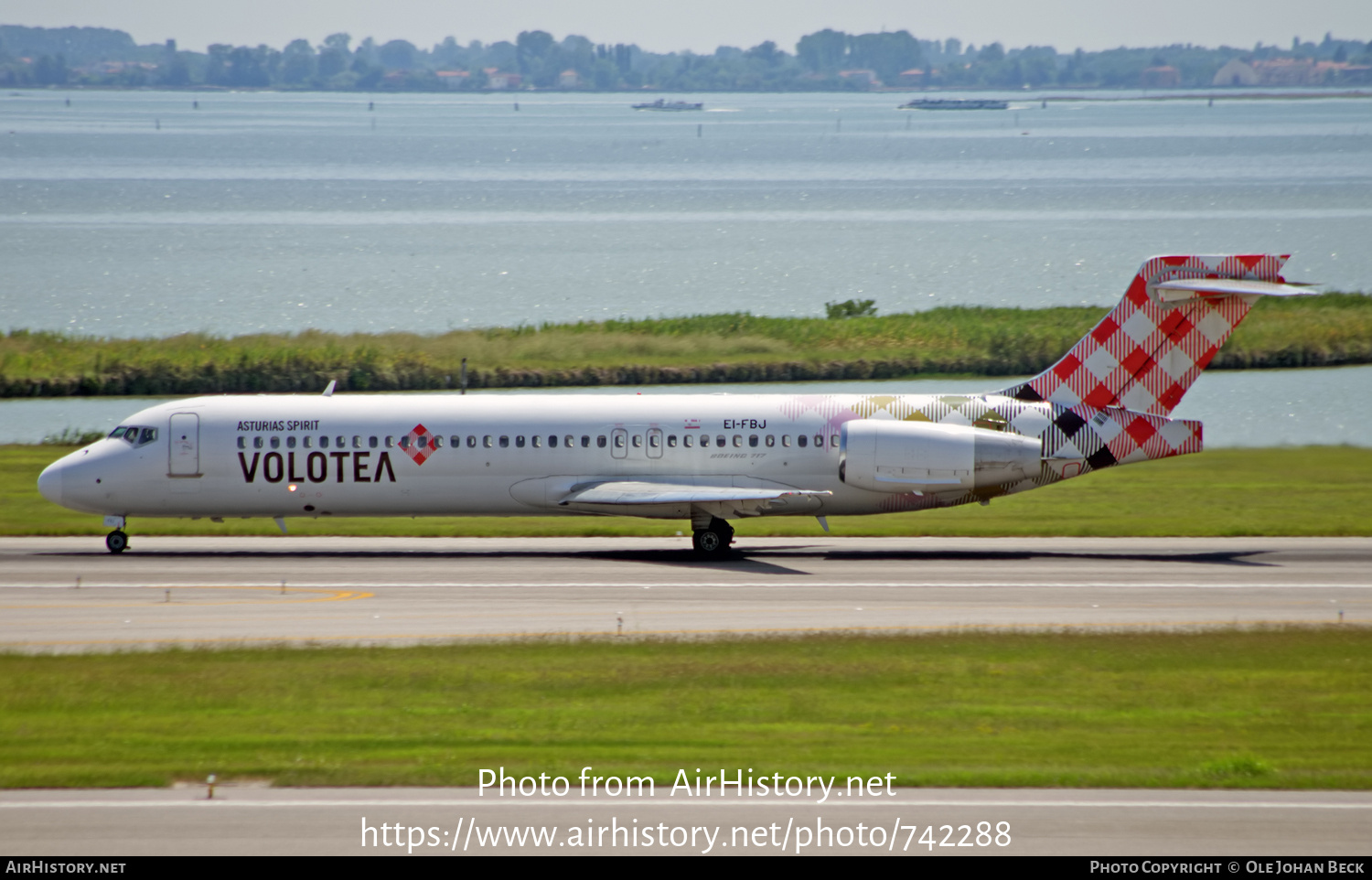 Aircraft Photo of EI-FBJ | Boeing 717-2BL | Volotea | AirHistory.net #742288