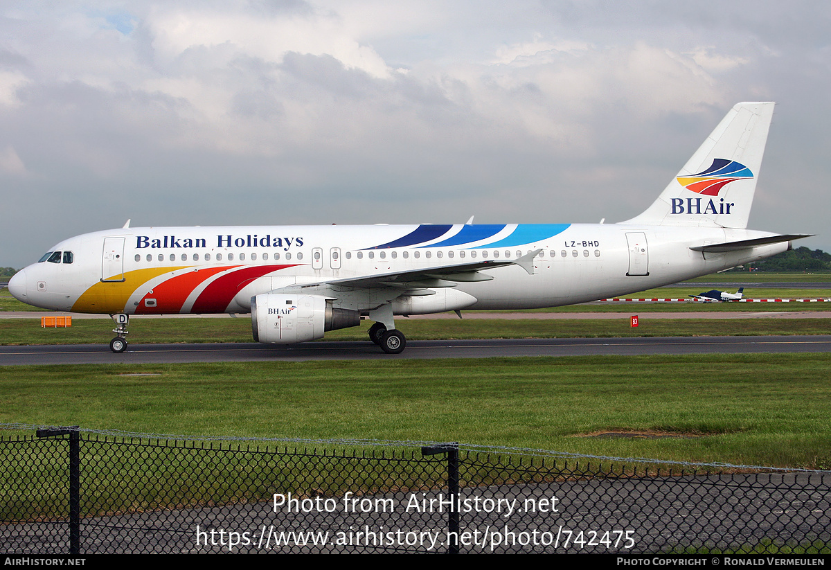 Aircraft Photo of LZ-BHD | Airbus A320-212 | Balkan Holidays Air - BH Air | AirHistory.net #742475