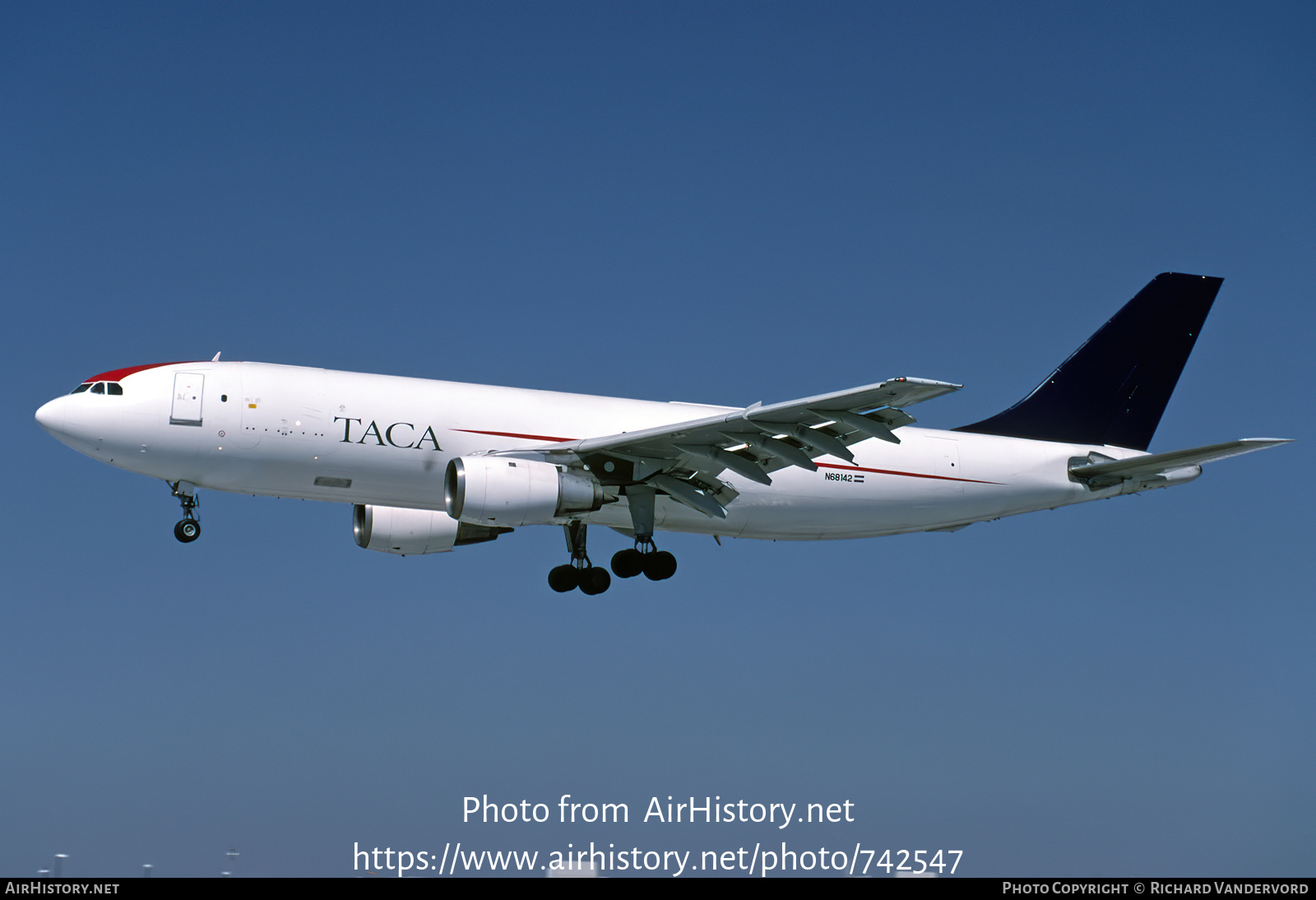 Aircraft Photo of N68142 | Airbus A300B4-203(F) | TACA - Transportes Aéreos Centro Americanos | AirHistory.net #742547