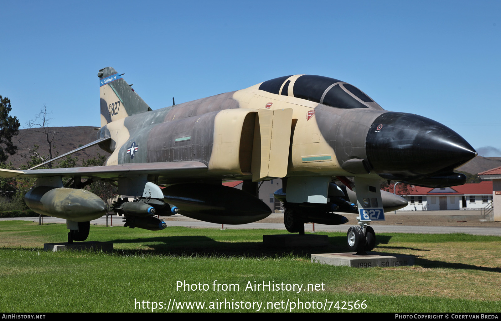 Aircraft Photo of 64-0827 / AF64827 | McDonnell F-4C Phantom II | USA - Air Force | AirHistory.net #742566