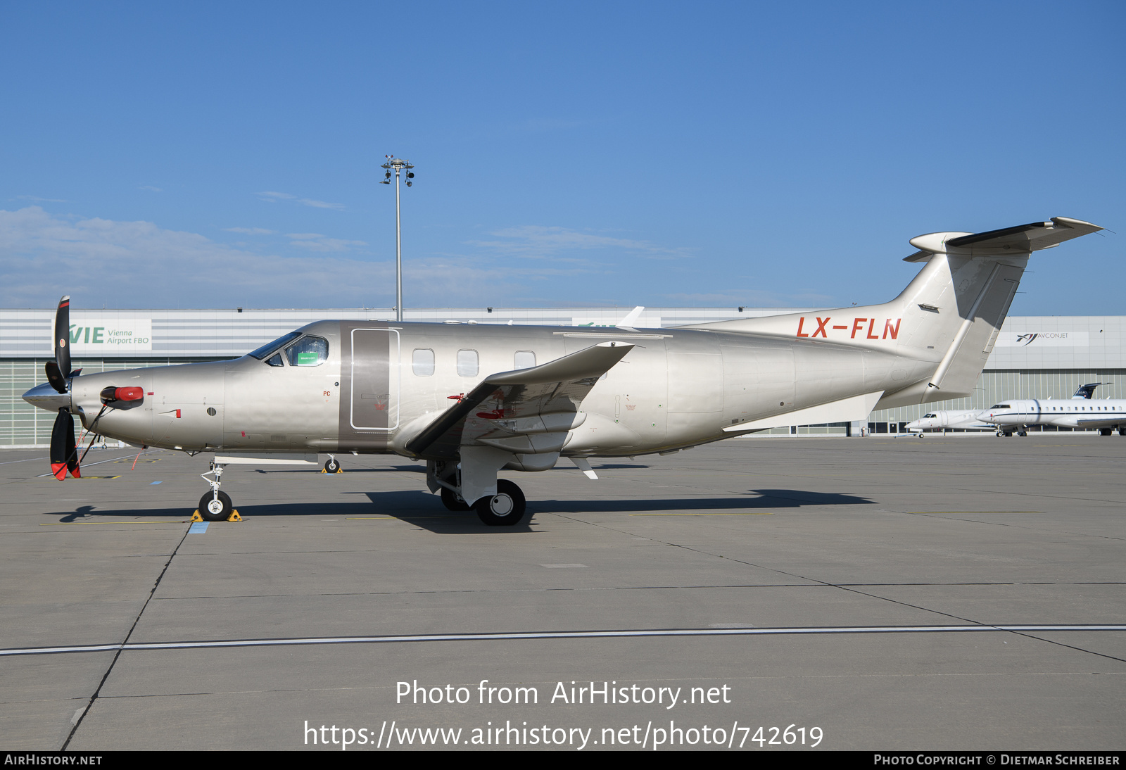 Aircraft Photo of LX-FLN | Pilatus PC-12NGX (PC-12/47E) | AirHistory.net #742619