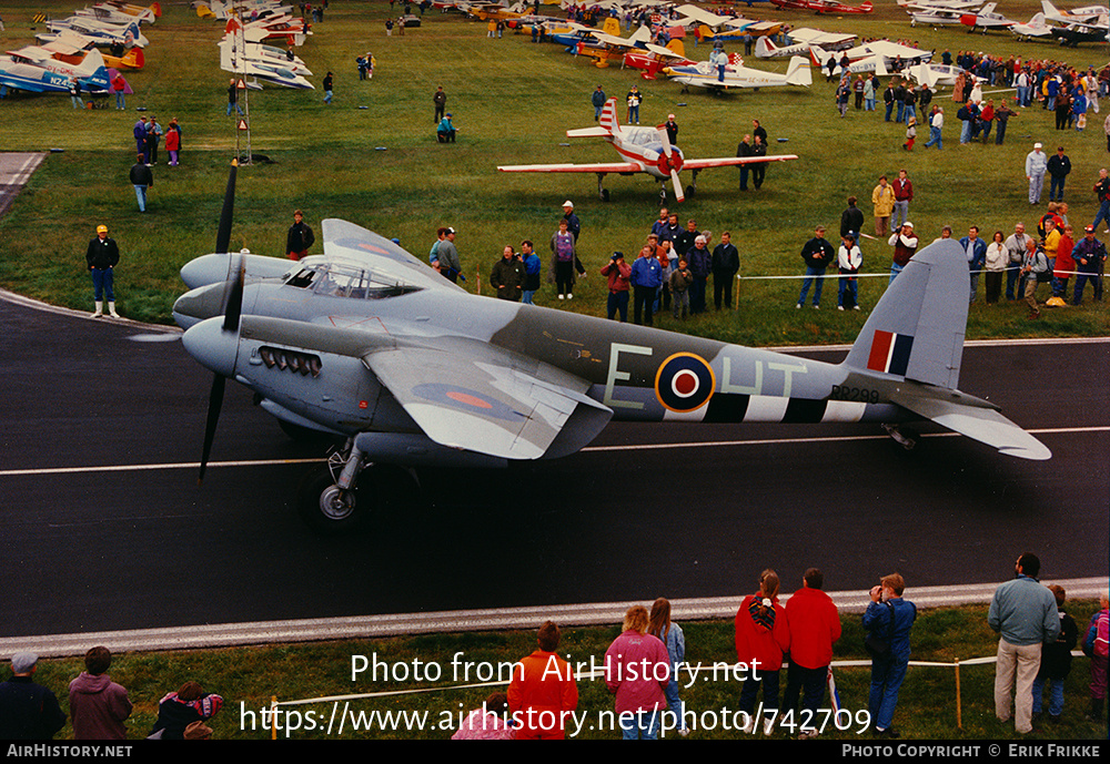 Aircraft Photo of G-ASKH / RR299 | De Havilland D.H. 98 Mosquito T3 | UK - Air Force | AirHistory.net #742709