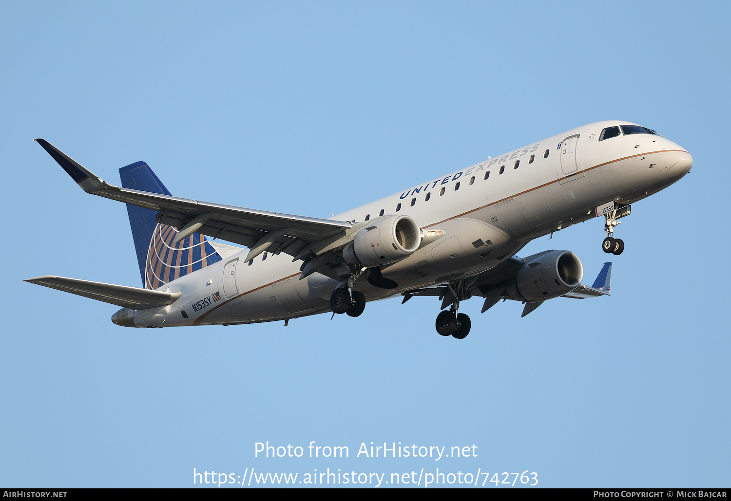 Aircraft Photo of N153SY | Embraer 175LR (ERJ-170-200LR) | United Express | AirHistory.net #742763