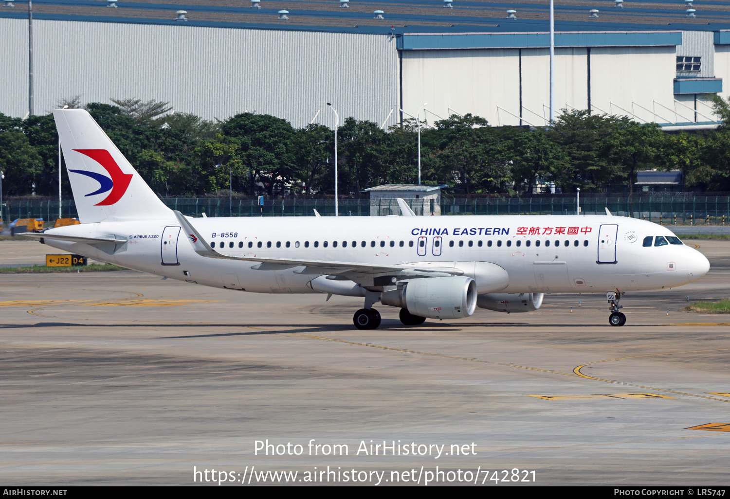 Aircraft Photo of B-8558 | Airbus A320-214 | China Eastern Airlines | AirHistory.net #742821