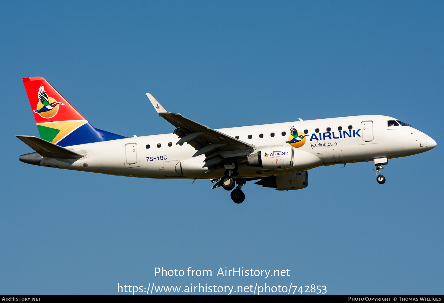 Aircraft Photo of ZS-YBC | Embraer 170LR (ERJ-170-100LR) | Airlink | AirHistory.net #742853