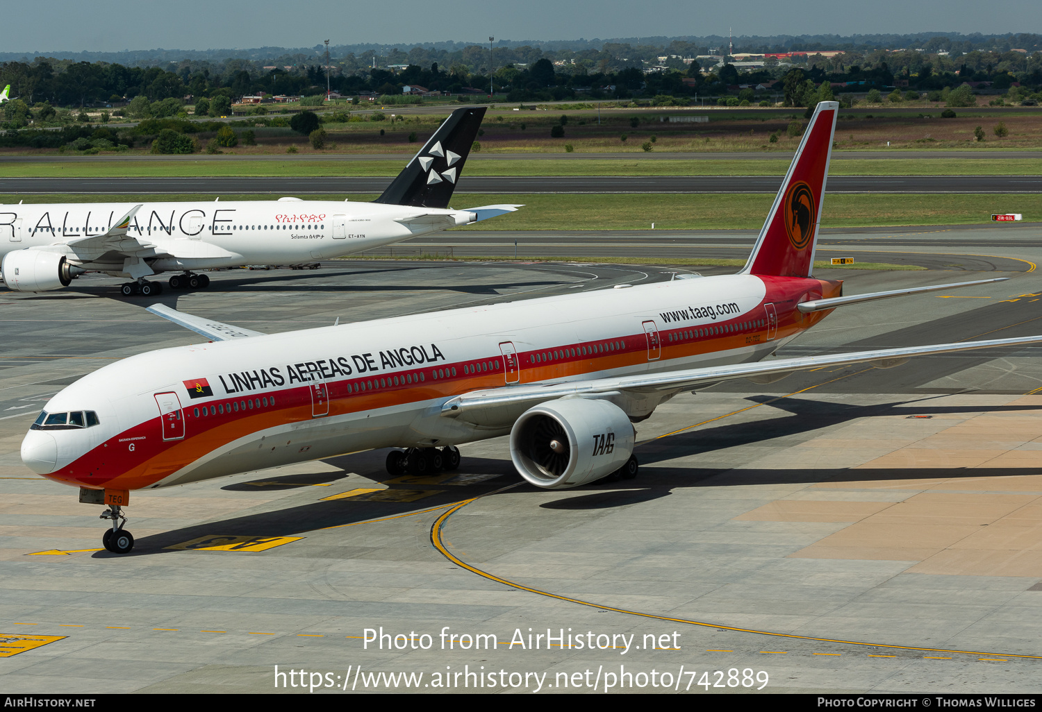 Aircraft Photo of D2-TEG | Boeing 777-3M2/ER | TAAG Angola Airlines - Linhas Aéreas de Angola | AirHistory.net #742889