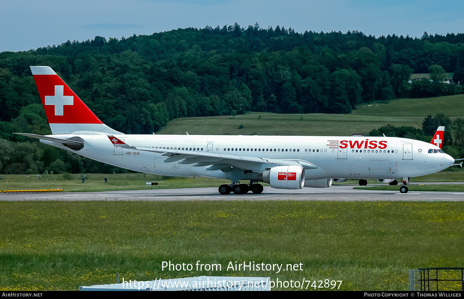 Aircraft Photo of HB-IQA | Airbus A330-223 | Swiss International Air Lines | AirHistory.net #742897