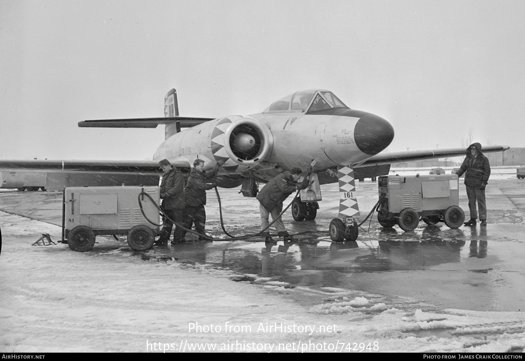 Aircraft Photo of 18161 | Avro Canada CF-100 Canuck Mk.3B | Canada - Air Force | AirHistory.net #742948