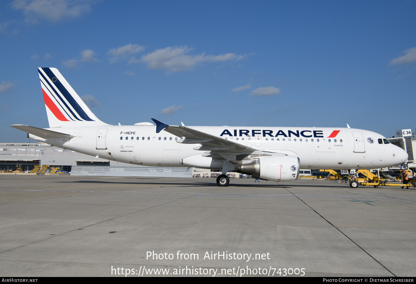 Aircraft Photo of F-HEPE | Airbus A320-214 | Air France | AirHistory.net #743005