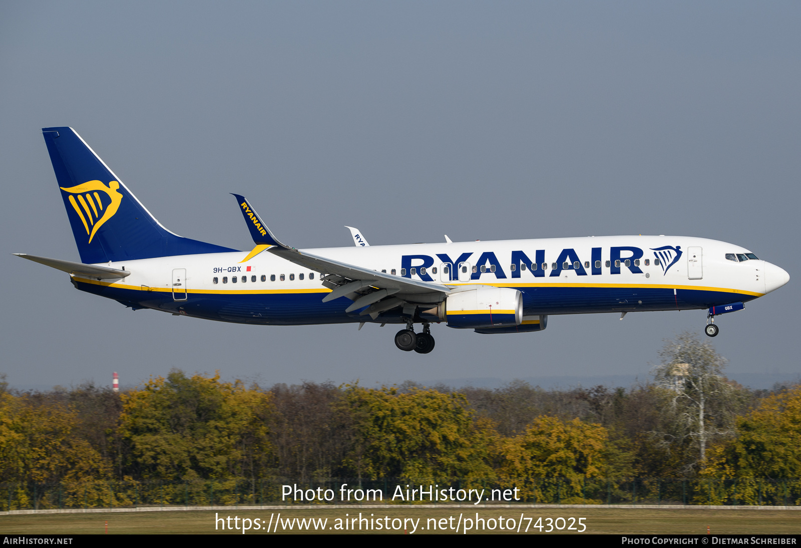 Aircraft Photo of 9H-QBX | Boeing 737-8AS | Ryanair | AirHistory.net #743025