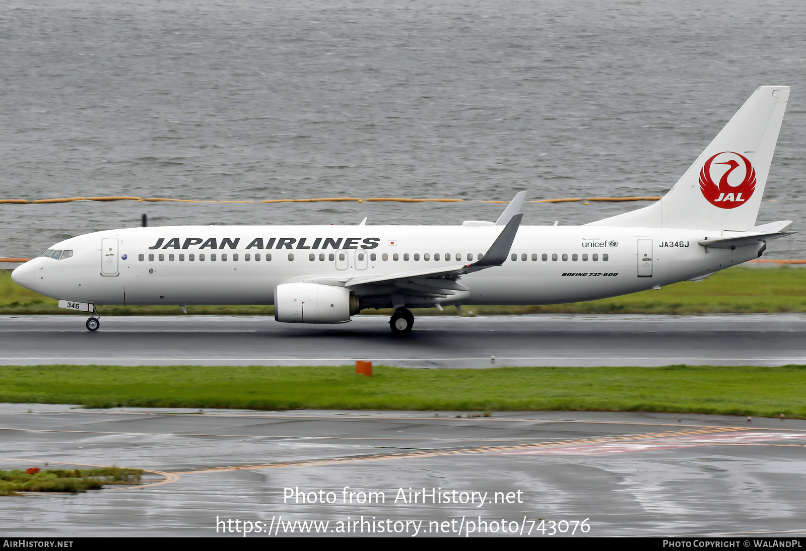 Aircraft Photo of JA346J | Boeing 737-846 | Japan Airlines - JAL | AirHistory.net #743076