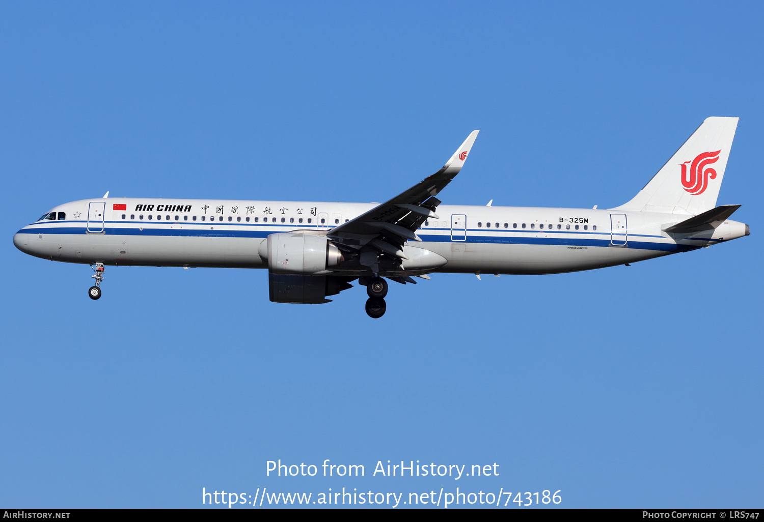 Aircraft Photo of B-325M | Airbus A321-251NX | Air China | AirHistory.net #743186