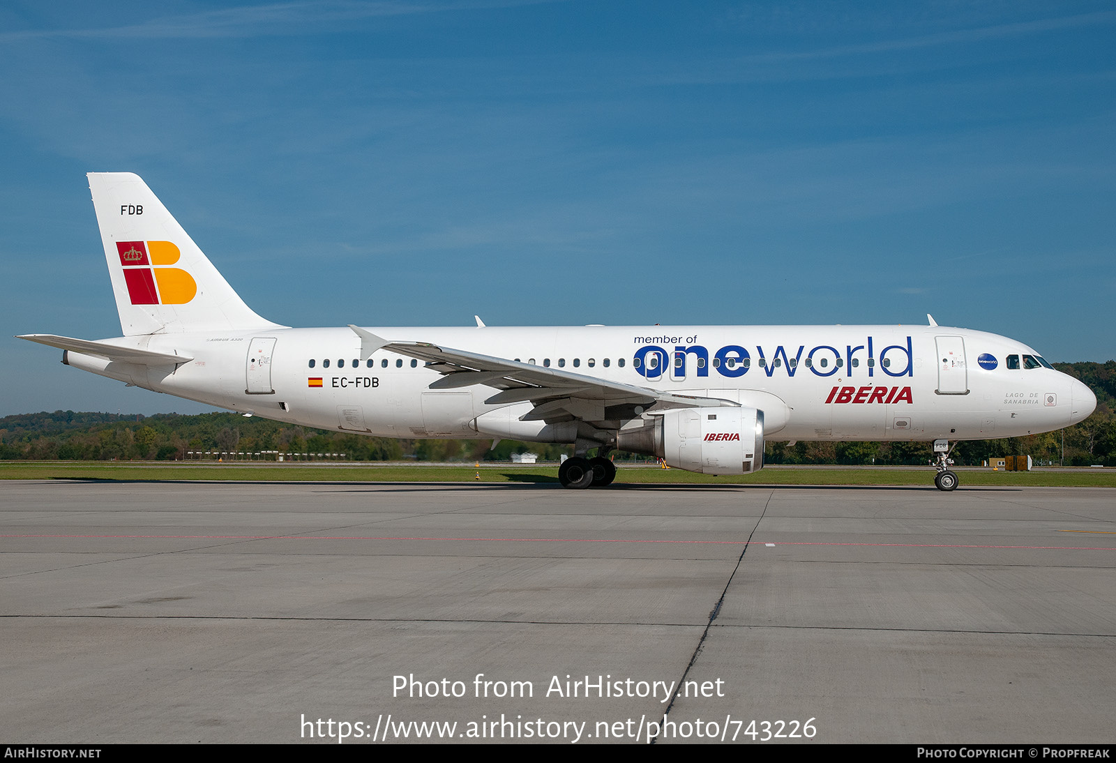 Aircraft Photo of EC-FDB | Airbus A320-211 | Iberia | AirHistory.net #743226