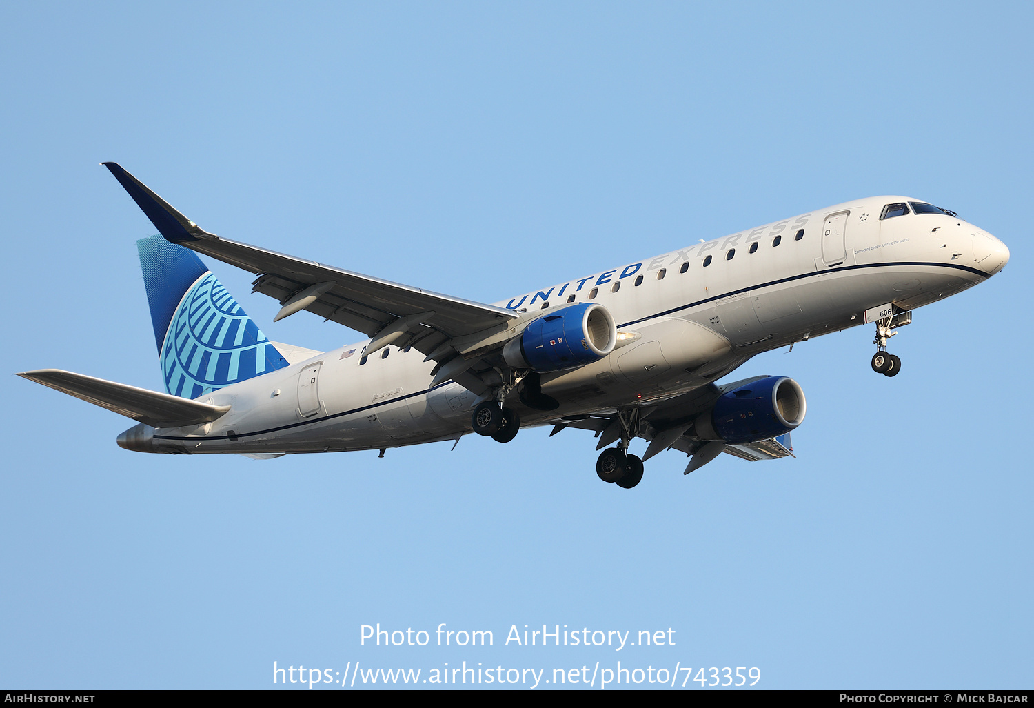 Aircraft Photo of N606UX | Embraer 175LL (ERJ-170-200LL) | United Express | AirHistory.net #743359