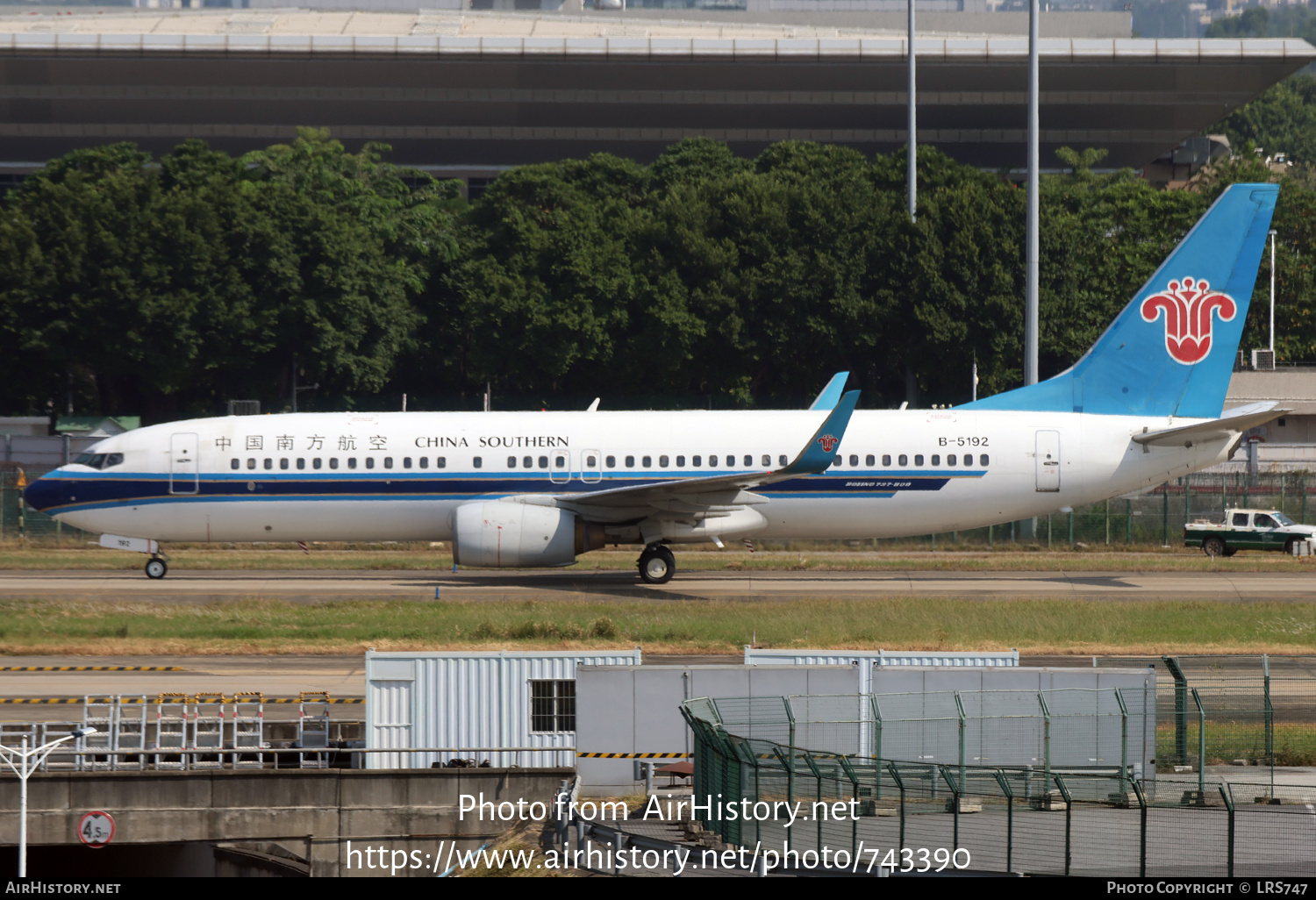 Aircraft Photo of B-5192 | Boeing 737-81B | China Southern Airlines | AirHistory.net #743390