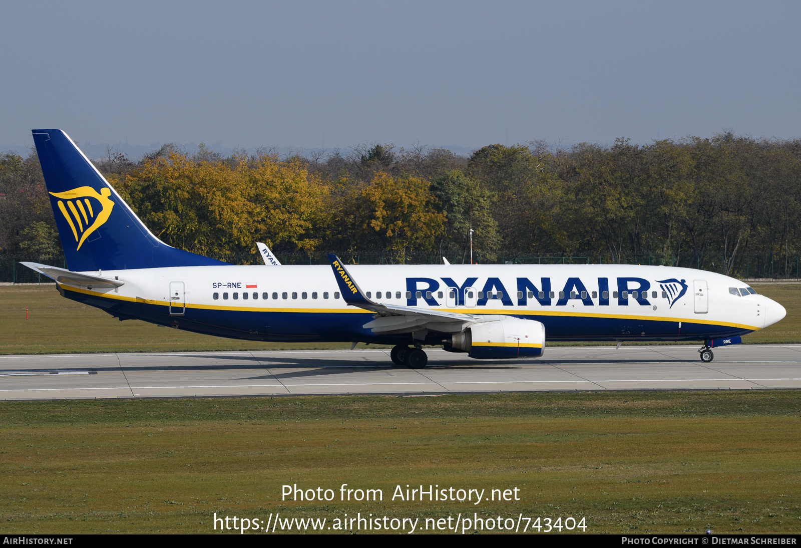 Aircraft Photo of SP-RNE | Boeing 737-8AS | Ryanair | AirHistory.net #743404