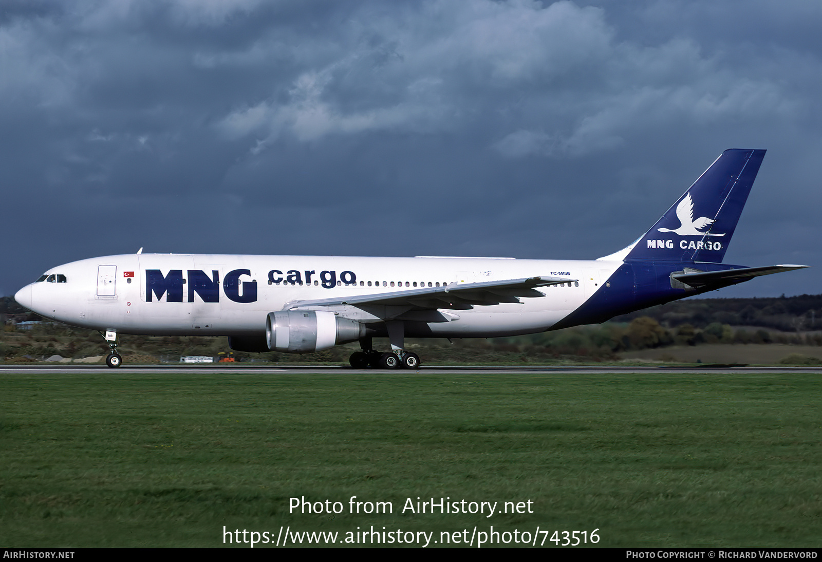 Aircraft Photo of TC-MNB | Airbus A300F4-203 | MNG Cargo | AirHistory.net #743516