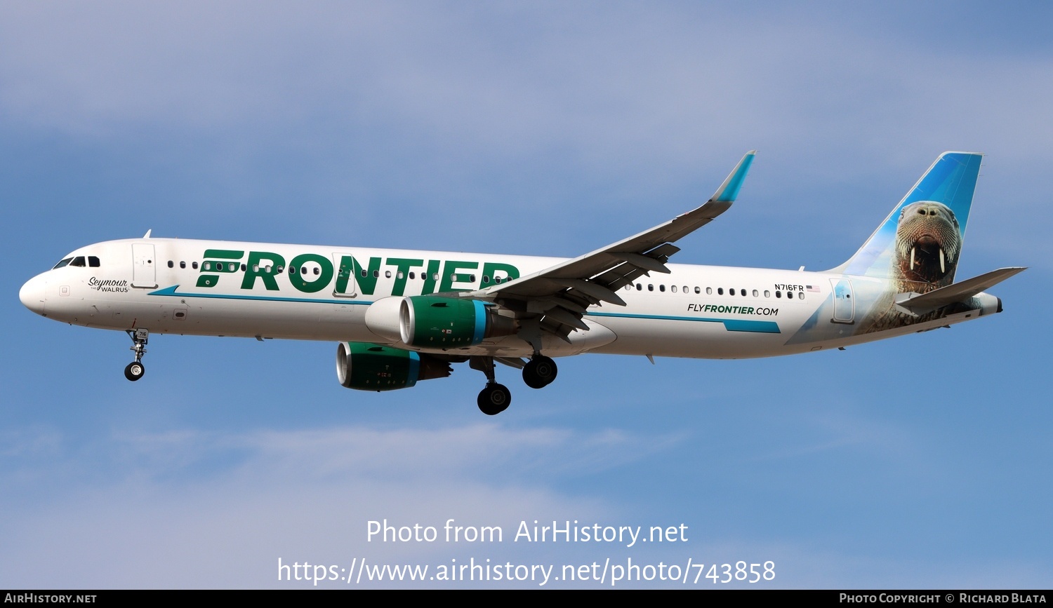 Aircraft Photo of N716FR | Airbus A321-211 | Frontier Airlines | AirHistory.net #743858