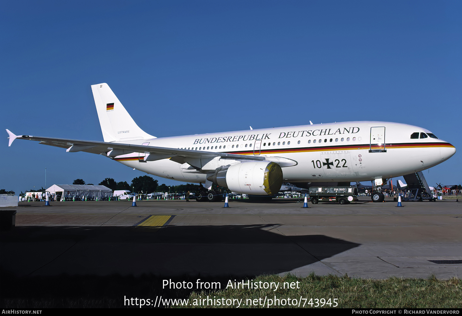 Aircraft Photo of 1022 | Airbus A310-304 | Germany - Air Force | AirHistory.net #743945