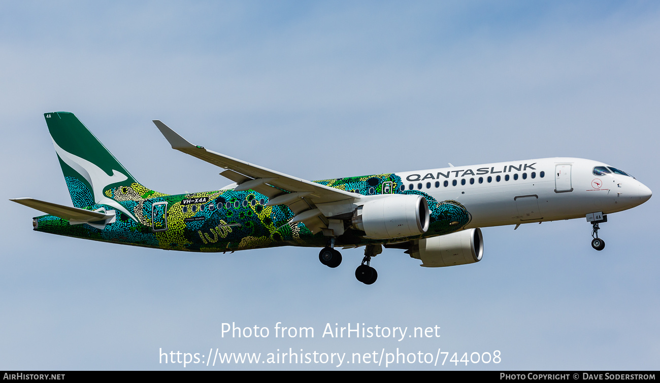 Aircraft Photo of VH-X4A | Airbus A220-371 (BD-500-1A11) | QantasLink | AirHistory.net #744008