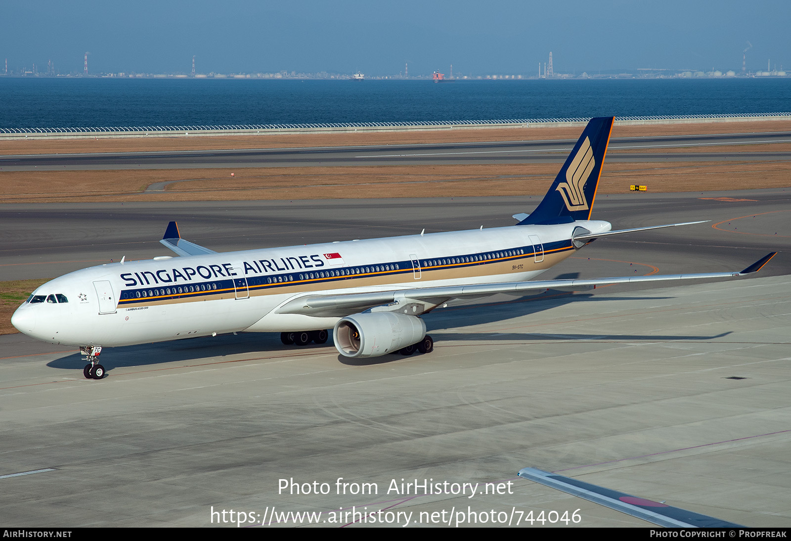 Aircraft Photo of 9V-STC | Airbus A330-343E | Singapore Airlines | AirHistory.net #744046