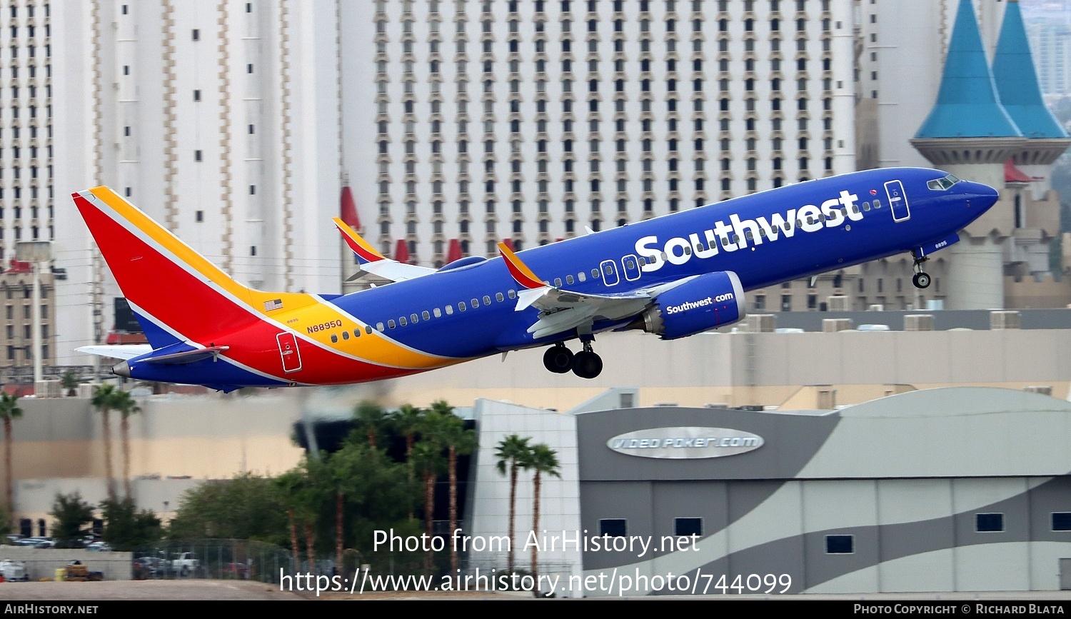 Aircraft Photo of N8895Q | Boeing 737-8 Max 8 | Southwest Airlines | AirHistory.net #744099