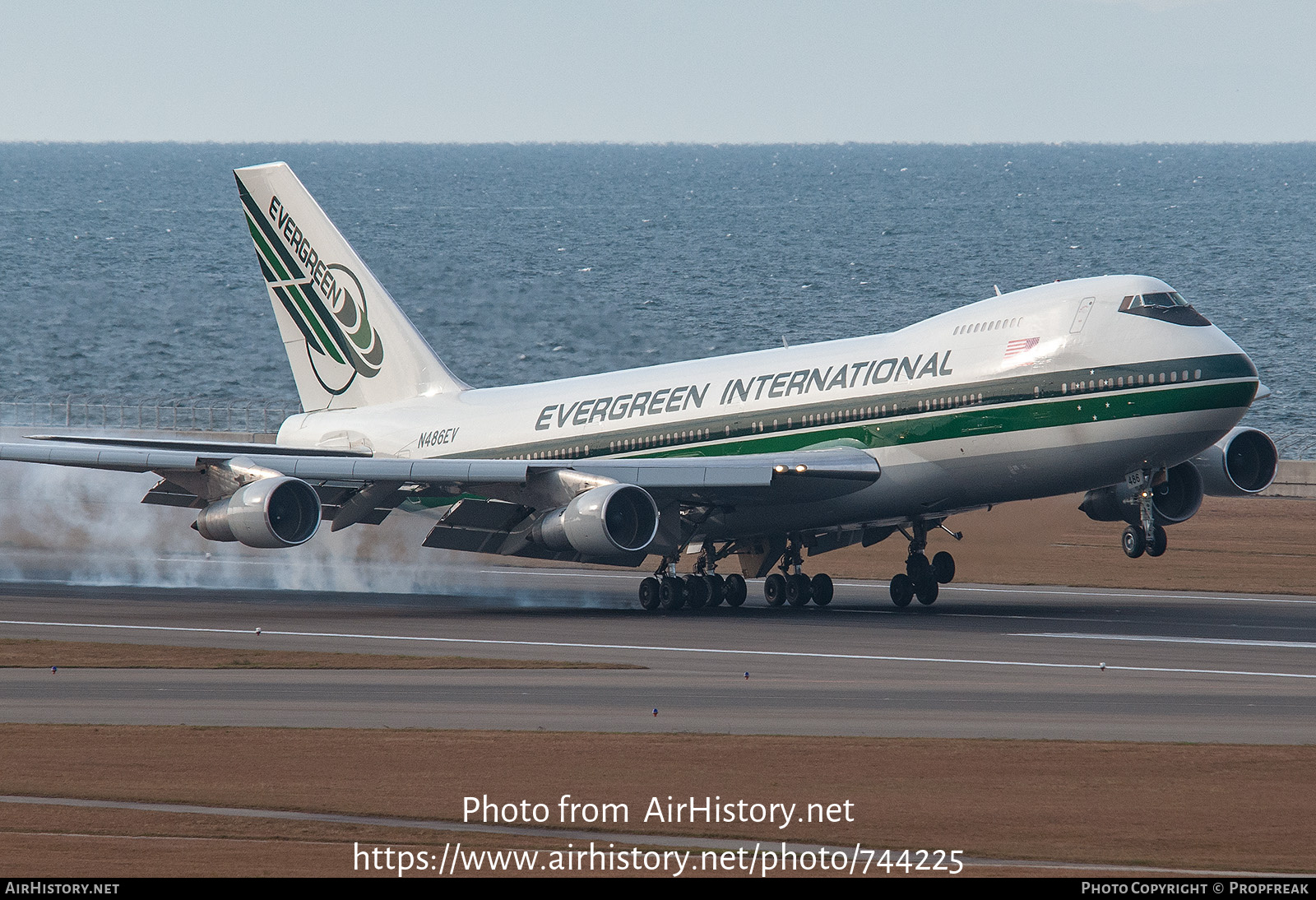 Aircraft Photo of N486EV | Boeing 747-212B(SF) | Evergreen International Airlines | AirHistory.net #744225