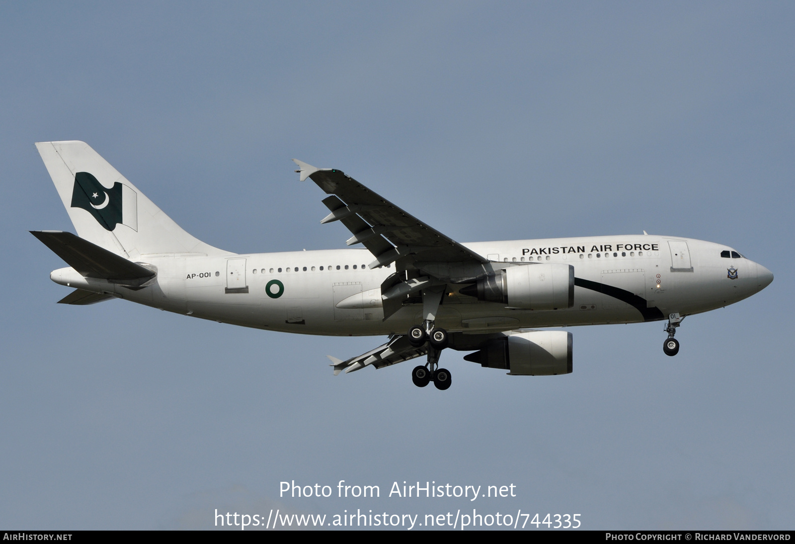 Aircraft Photo of AP-OOI | Airbus A310-304 | Pakistan - Air Force | AirHistory.net #744335