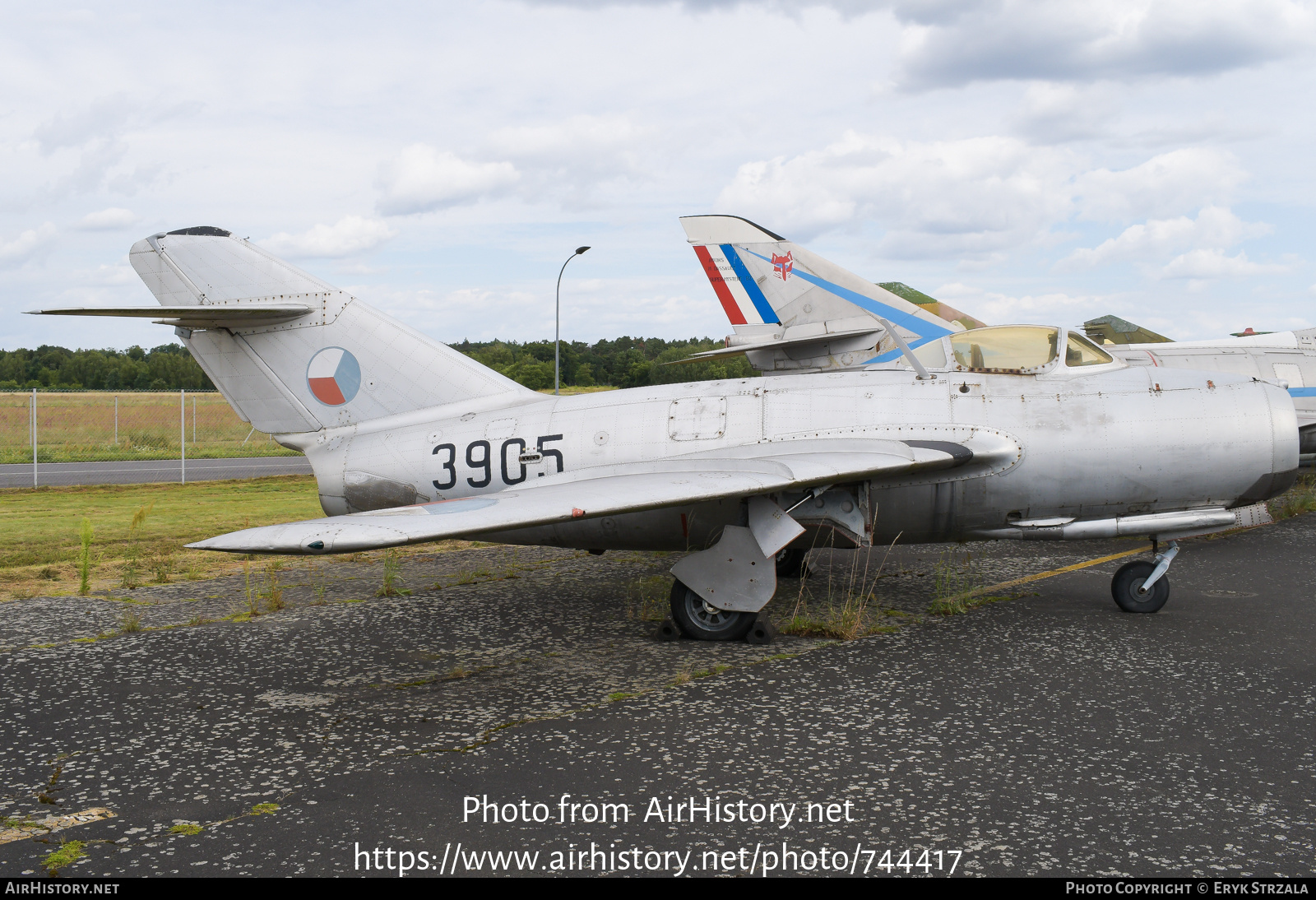 Aircraft Photo of 3905 | Aero S-102 (MiG-15) | Czechoslovakia - Air Force | AirHistory.net #744417