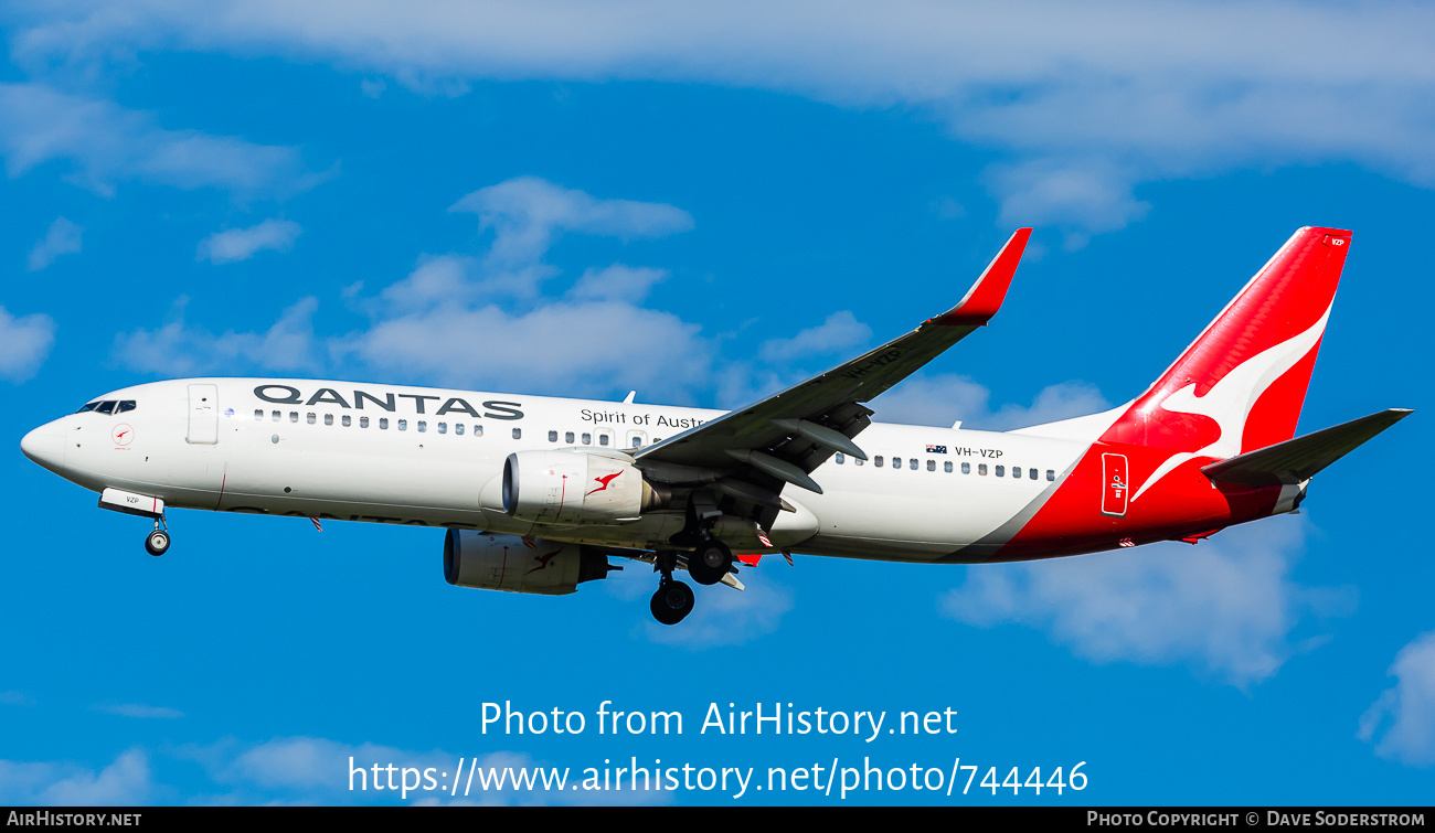 Aircraft Photo of VH-VZP | Boeing 737-838 | Qantas | AirHistory.net #744446