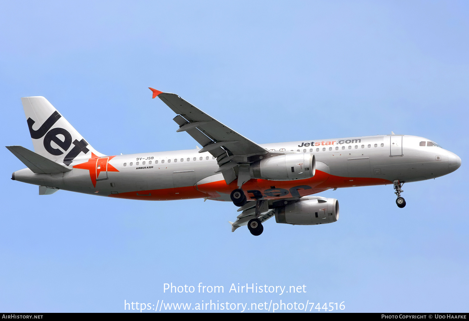 Aircraft Photo of 9V-JSB | Airbus A320-232 | Jetstar Airways | AirHistory.net #744516