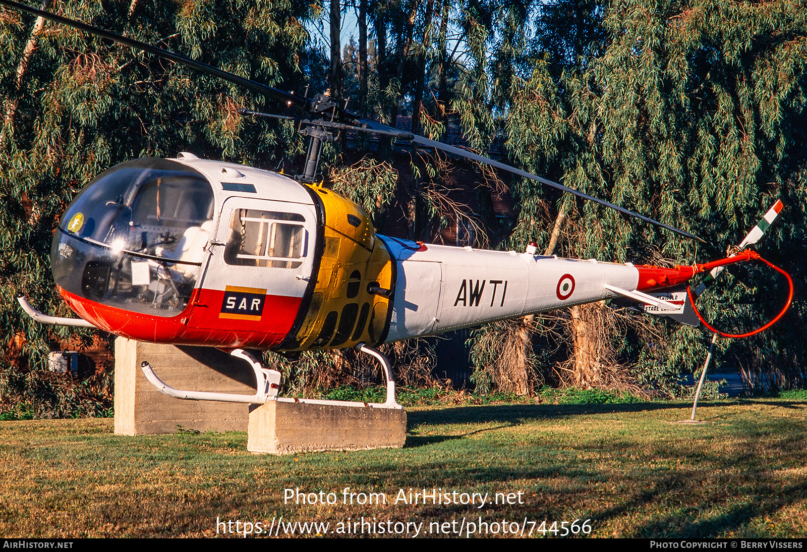 Aircraft Photo of MM80256 | Agusta AB-47J-3 Ranger | Italy - Air Force | AirHistory.net #744566