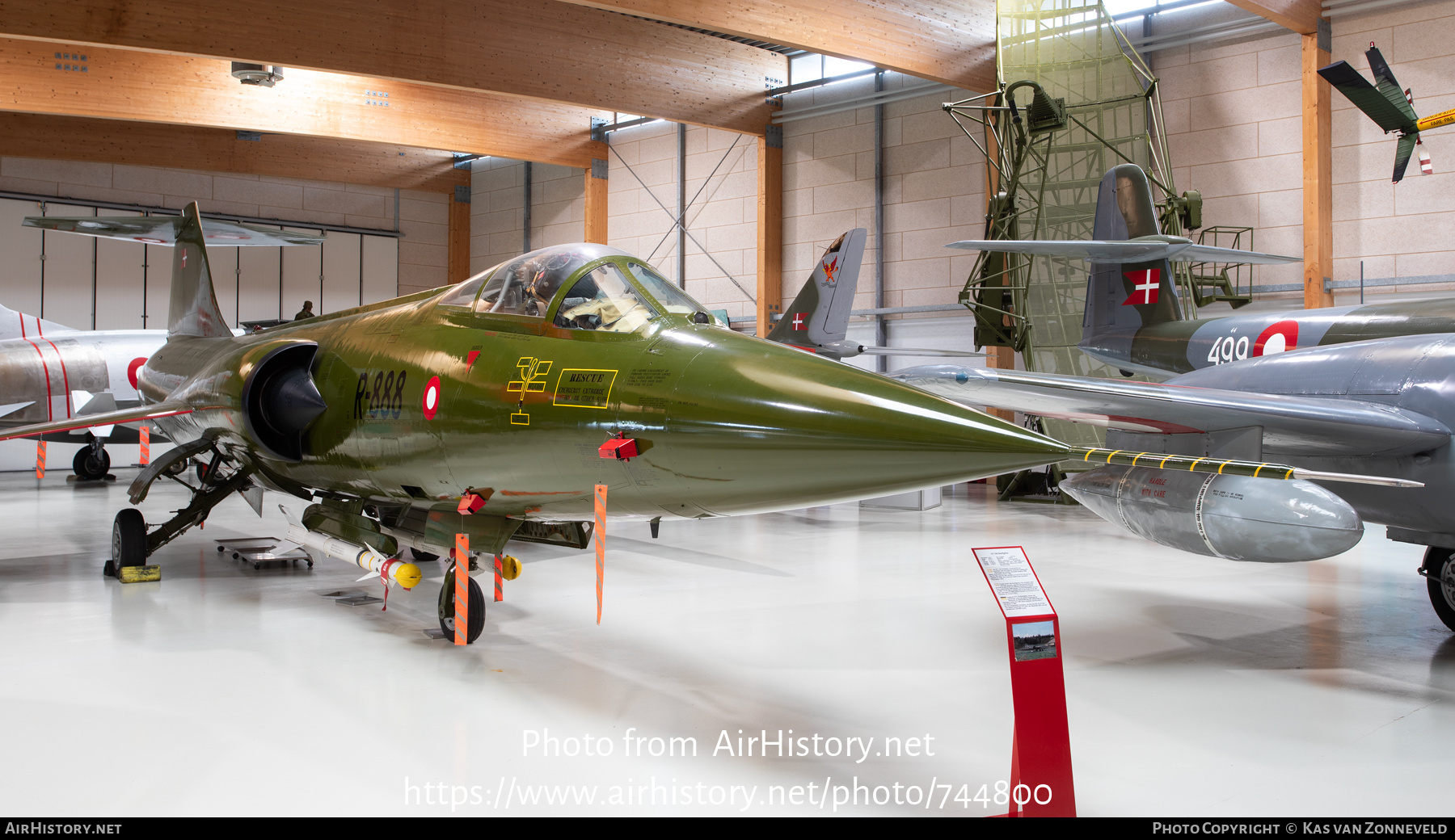 Aircraft Photo of R-888 | Lockheed CF-104 Starfighter | Denmark - Air Force | AirHistory.net #744800