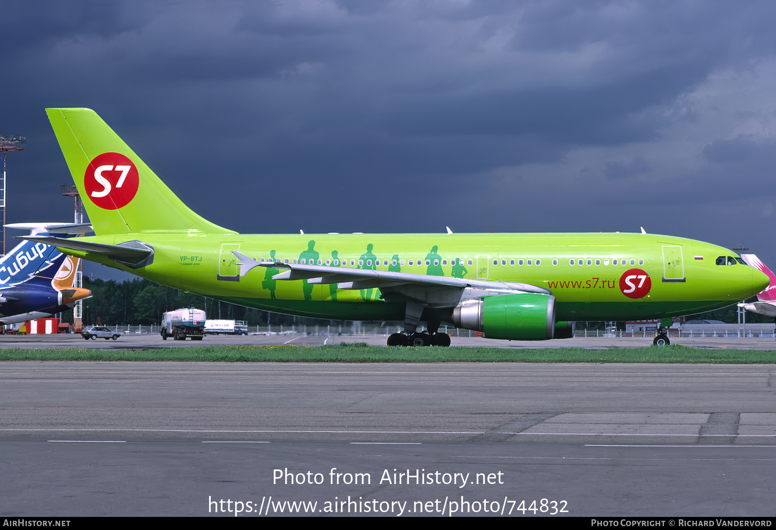 Aircraft Photo of VP-BTJ | Airbus A310-304 | S7 Airlines | AirHistory.net #744832