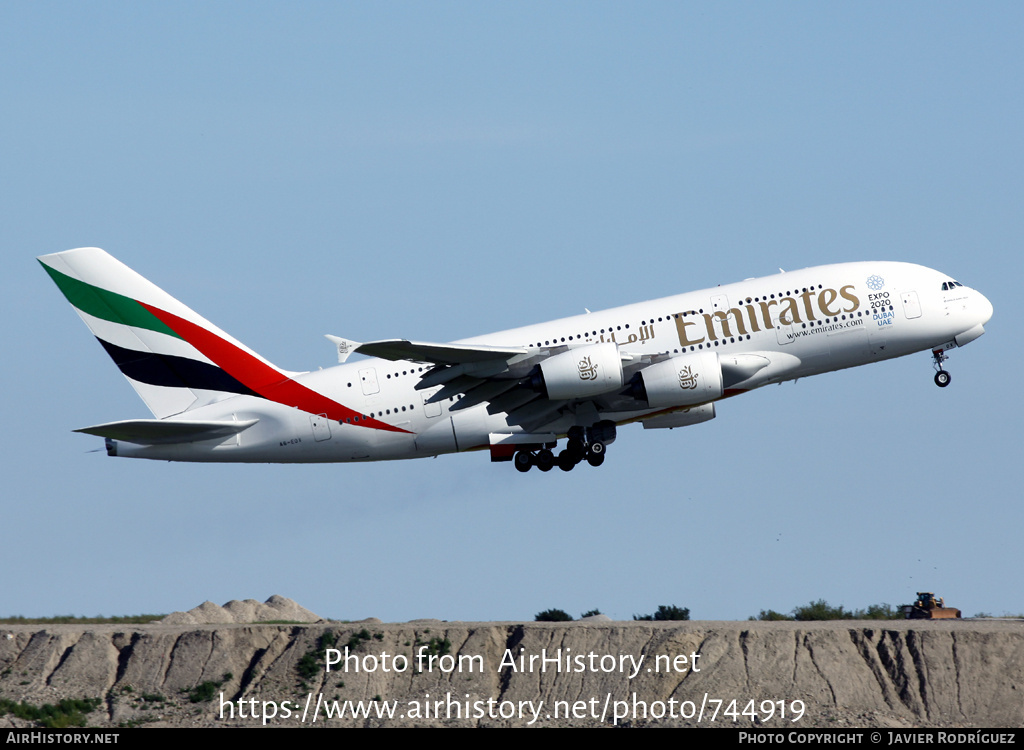 Aircraft Photo of A6-EOX | Airbus A380-861 | Emirates | AirHistory.net #744919