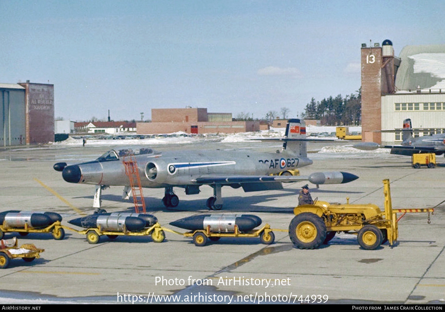 Aircraft Photo of 18627 | Avro Canada CF-100 Canuck Mk.5 | Canada - Air Force | AirHistory.net #744939