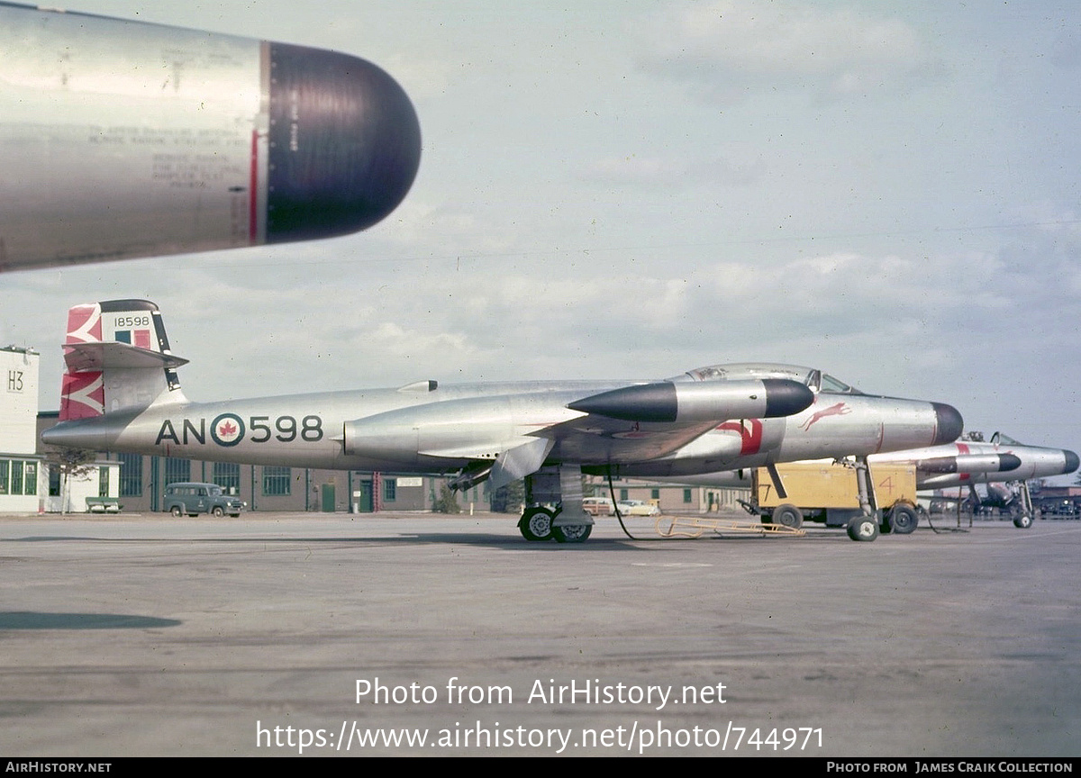 Aircraft Photo of 18598 | Avro Canada CF-100 Canuck Mk.5 | Canada - Air Force | AirHistory.net #744971