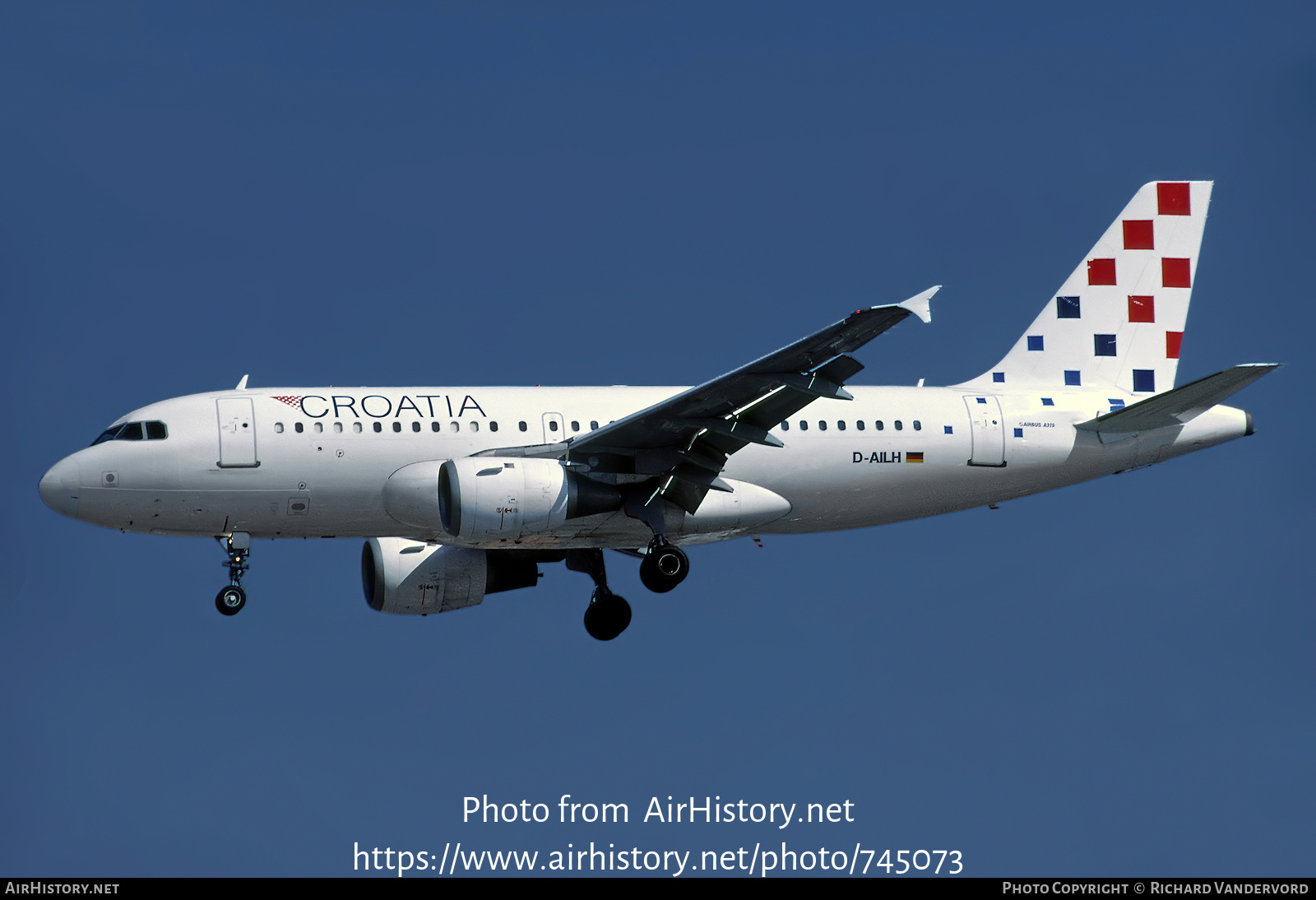 Aircraft Photo of D-AILH | Airbus A319-114 | Croatia Airlines | AirHistory.net #745073