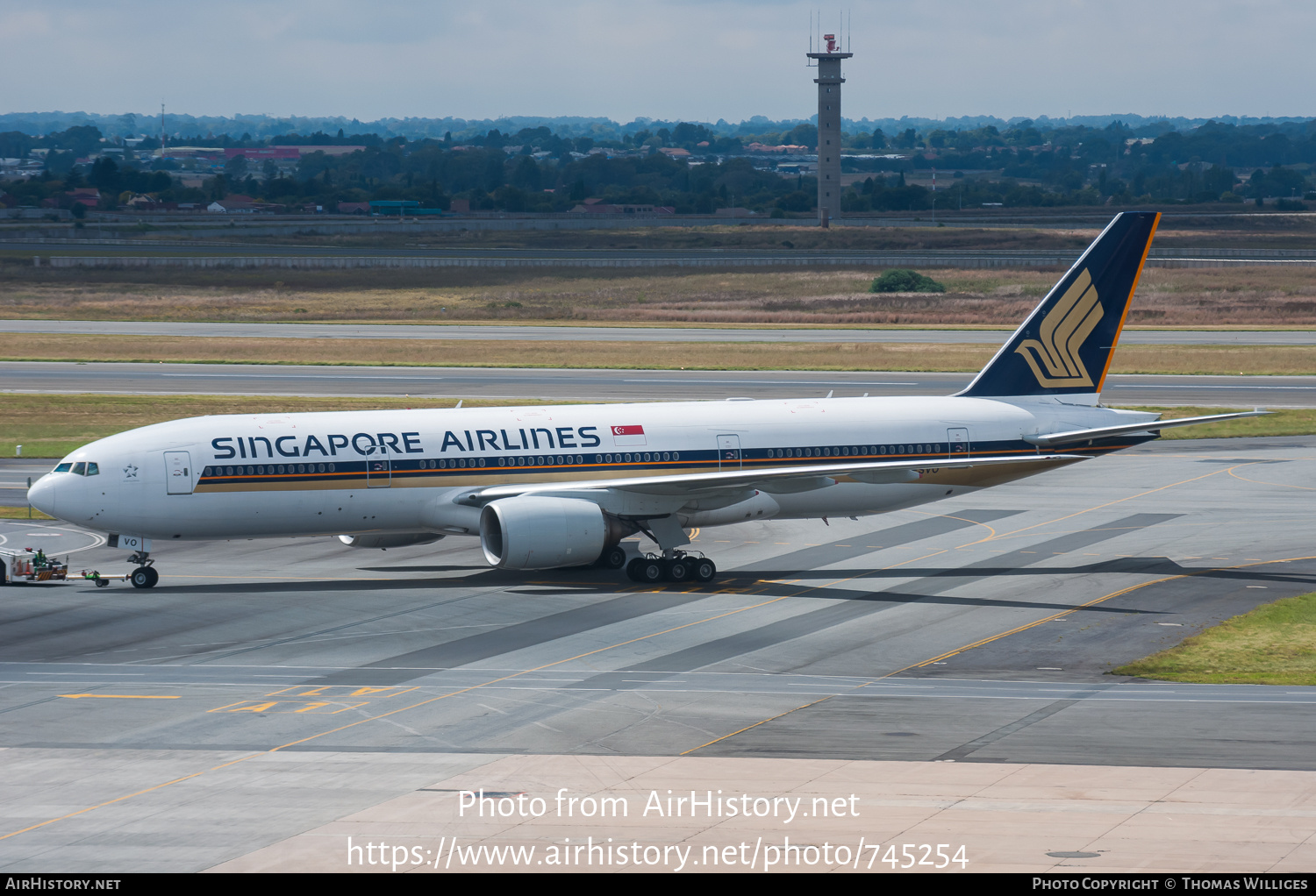 Aircraft Photo of 9V-SVO | Boeing 777-212/ER | Singapore Airlines | AirHistory.net #745254