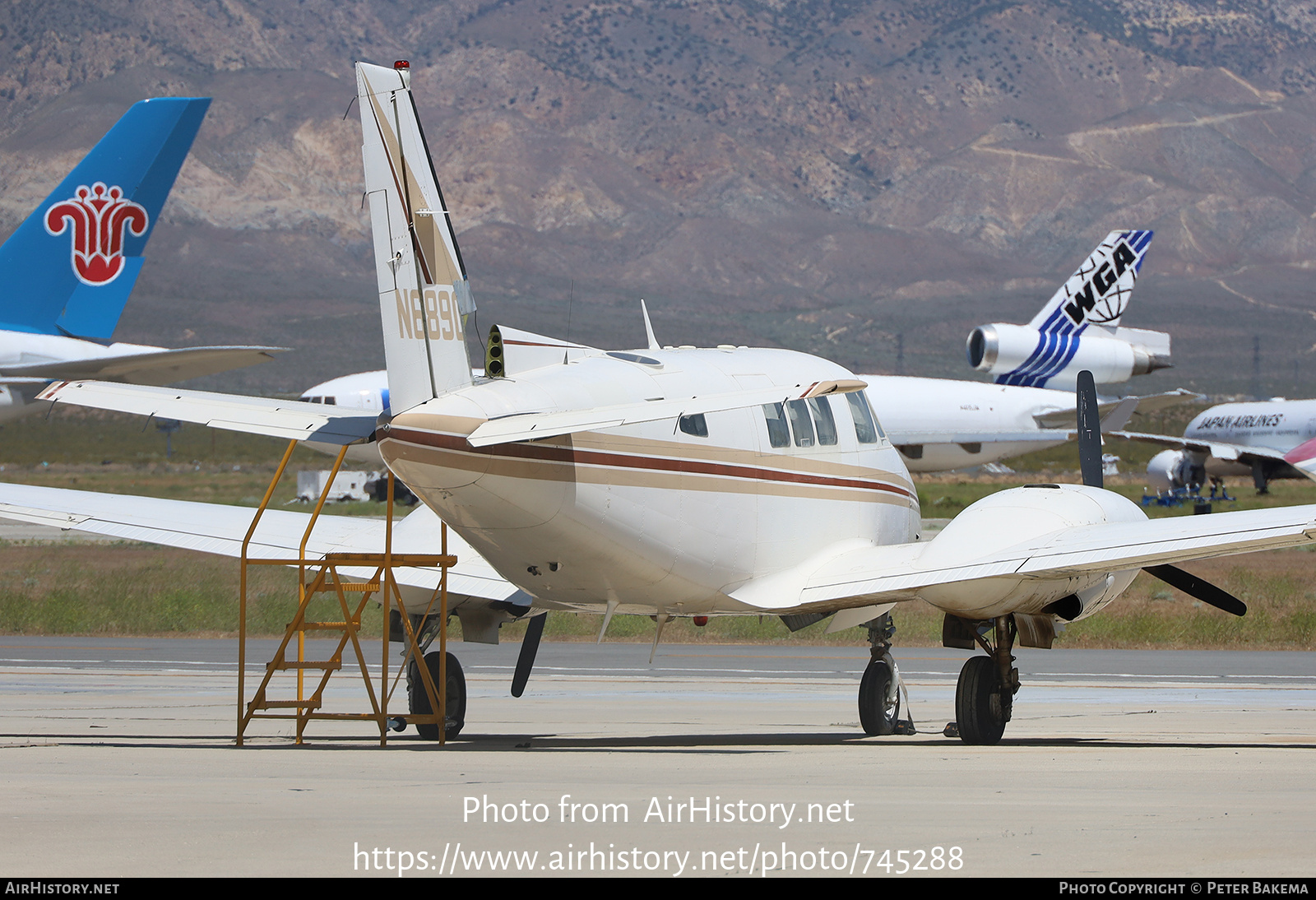 Aircraft Photo of N6890Q | Beech 65-A80 Queen Air | AirHistory.net #745288