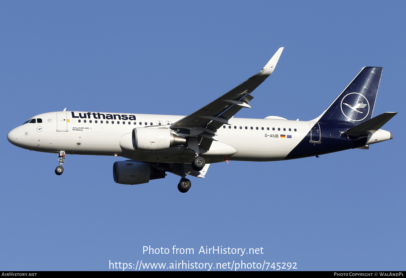 Aircraft Photo of D-AIUB | Airbus A320-214 | Lufthansa | AirHistory.net #745292