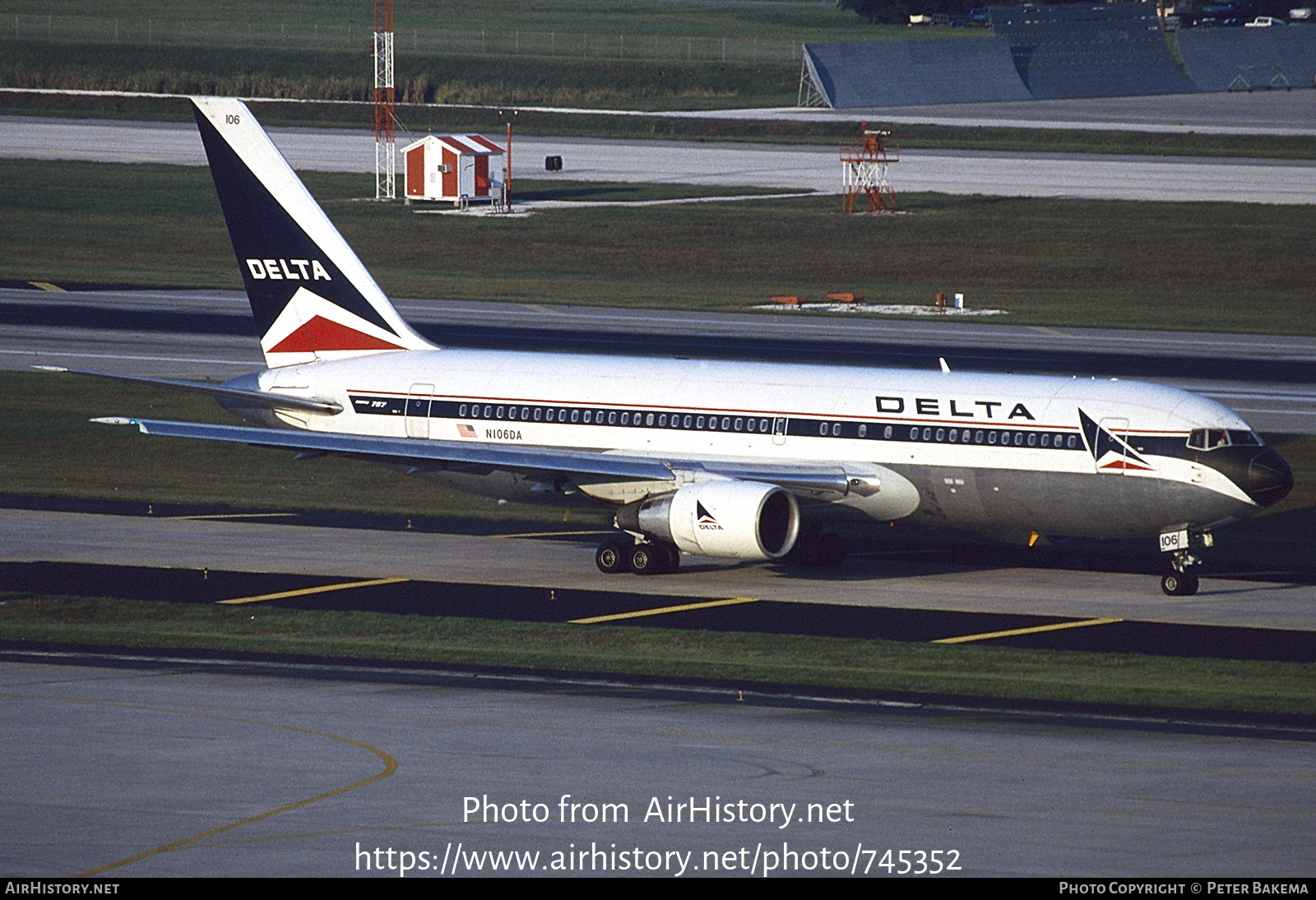 Aircraft Photo of N106DA | Boeing 767-232 | Delta Air Lines | AirHistory.net #745352