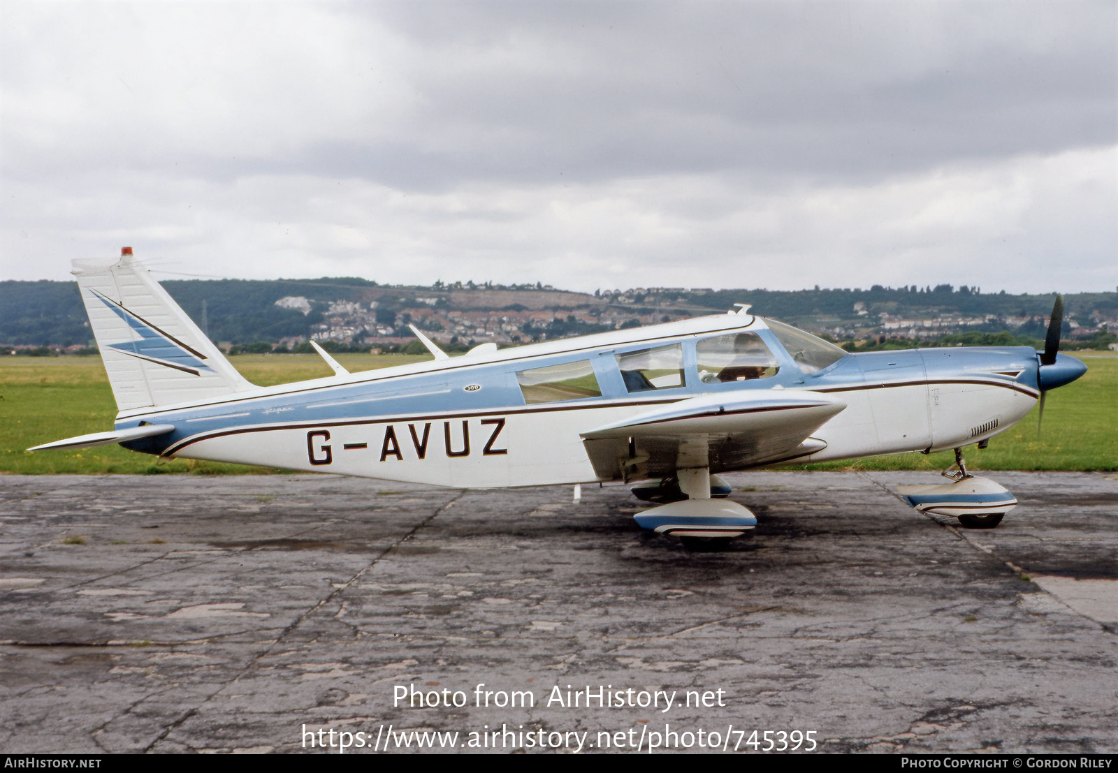 Aircraft Photo of G-AVUZ | Piper PA-32-300 Cherokee Six | AirHistory.net #745395